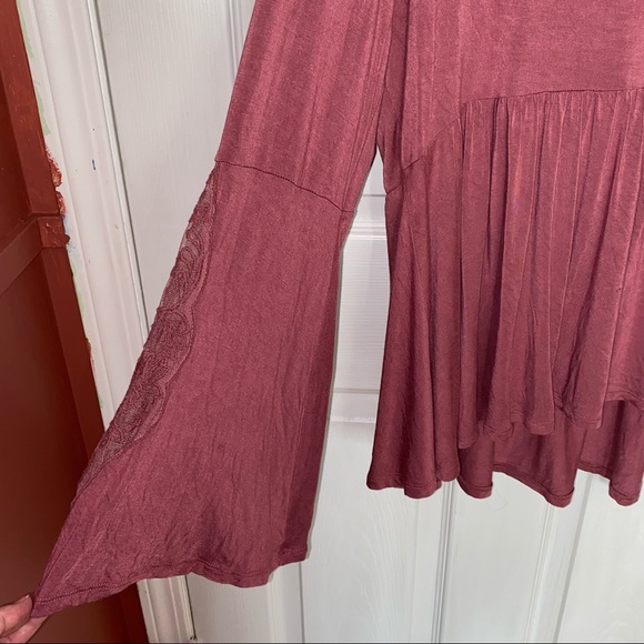 American Eagle bell sleeve babydoll top - Picture 2 of 5